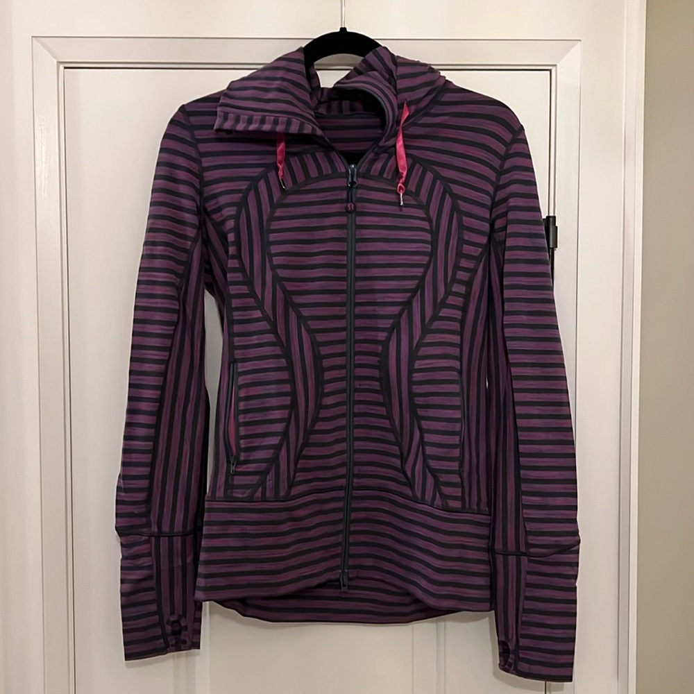 Lululemon scuba jacket with hood